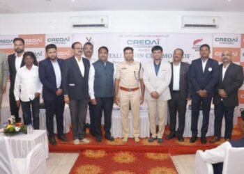 क्रेडाईचा पदग्रहण समारंभ: अध्यक्षपदी संजय देशमाने, उपाध्यक्ष मुंडे, सचिवपदी बाराते