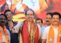संपत्तीची रास, खोक्यांचं आमिष लाथाडून आलेला कैलास हा खरा शिवसैनिक; उद्धव ठाकरेंकडून निष्ठेचं कौतुक