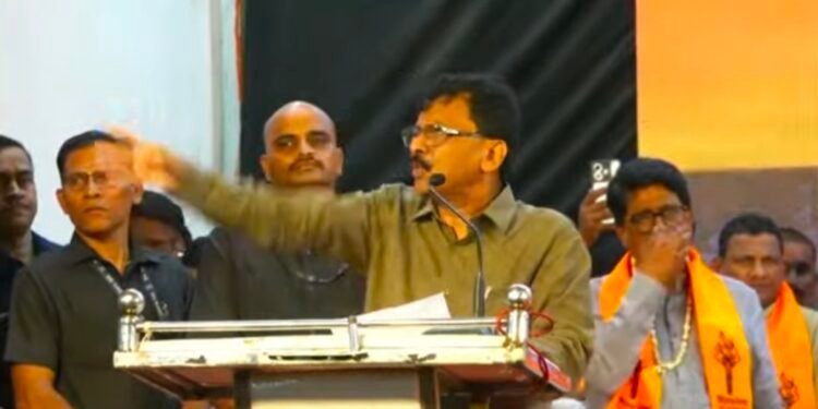 पंधरा वर्षे एका सापाला विष पाजले; संजय राऊत यांची ओमराजे यांच्यावर जहरी टीका