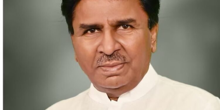 विक्रमी मताधिक्याने बसवराज पाटील विजयी; महाविकास आघाडीची ‘इतकी’ मते फुटली