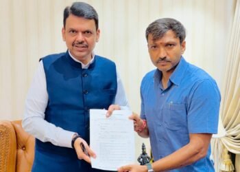 शक्तीपीठ महामार्ग रद्द करा किंवा अलाईनमेंट बदला’; मुख्यमंत्री फडणवीस यांच्याकडे ओम राजेनिंबाळकर यांची मागणी