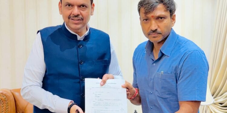 शक्तीपीठ महामार्ग रद्द करा किंवा अलाईनमेंट बदला’; मुख्यमंत्री फडणवीस यांच्याकडे ओम राजेनिंबाळकर यांची मागणी