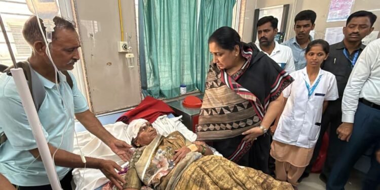 ज्ञानेश्वर माऊलींच्या पालखीत भीषण दुर्घटना; भरधाव ट्रक दिंडीत घुसला, तीन महिला वारकऱ्यांचा मृत्यू