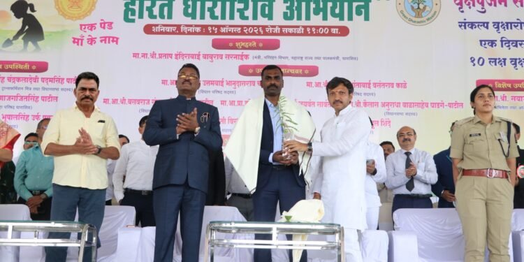 १० लाख वृक्ष लागवड, गिनीज वर्ल्ड रेकॉर्डची नोंद; सेरेंटिका रिन्यूएबल्सचा प्रशासनाच्या मोहिमेला हातभार