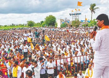 जरांगे पाटलांची भूमिका, आता केवळ पाच जणांसह मुंबईकडे जाणार, समाज बांधवांना म्हणाले, माझ्या निर्णयाची..