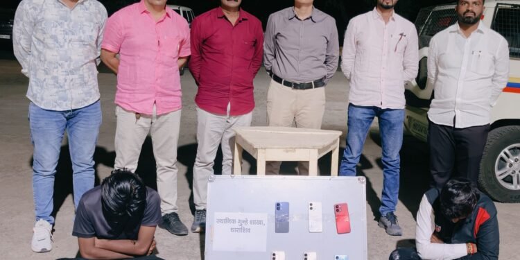 मुरूममधील दोन घरफोड्यांचा छडा; सोलापुरातून दोघांना अटक; दीड लाखांचा मुद्देमाल जप्त